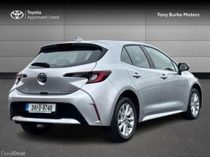 Toyota Corolla Hatchback - 5dr Hybrid - Luna Editi - Image 2