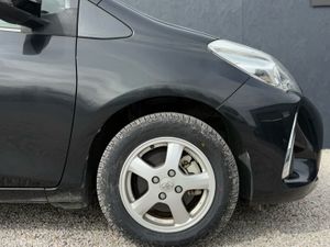 Toyota Vitz / Yaris 1.0 Automatic 2017 - Image 4