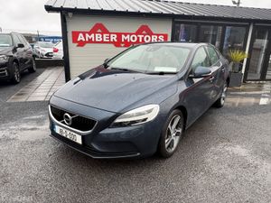 2018 VOLVO V40 D4 MOMENTUM - Image 3