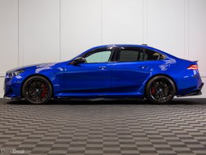 2025 BMW M5 (G90) - Image 3