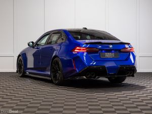 2025 BMW M5 (G90) - Image 4