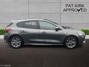 Ford Focus Hatchback ST-Line - Image 3