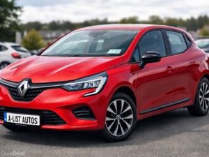 Renault Clio 1.0 Equilibre / FINANCE AVAILABLE - Image 3