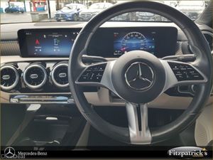 Mercedes-Benz CLA CLA 180 Coup Progressive Edition - Image 2