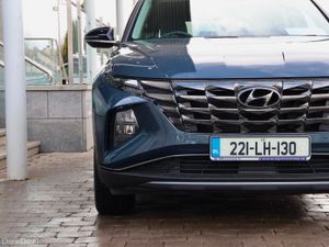 Hyundai Tucson 4WD Executive Plus PHEV Auto 2 Tone - Image 3