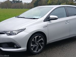Toyota Auris 2016 *HYBRID 1.8 AUTO* IRISH CAR - Image 3
