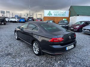 Volkswagen Passat 1.4 TSI AUTO HI-LINE SALOON - Image 3