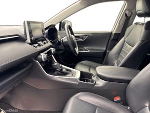 Toyota RAV4 2.5 HYBRID SOL *JUST IN* €120 PER WEEK - Image 3