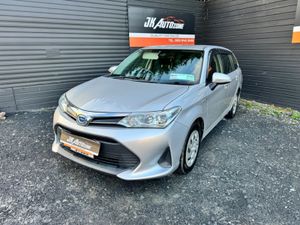 Toyota Corolla FIELDER HYBRID - Image 3