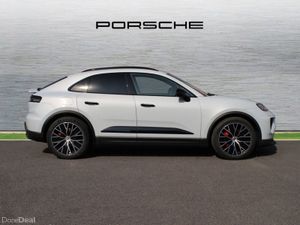 Porsche Macan 4S (new) - Image 4