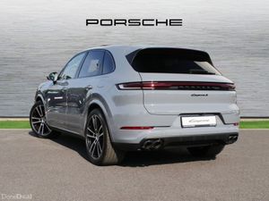 Porsche Cayenne S E-Hybrid (New) - Image 2