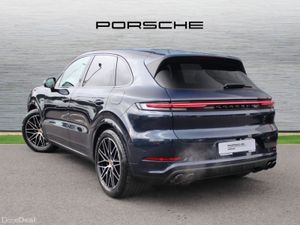 Porsche Cayenne E-Hybrid Black Edition - Image 3
