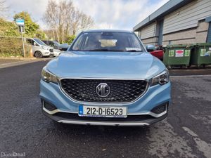 MG ZS EV EXCITE / 2021 / ELECTRIC / AUTOMATIC - Image 2