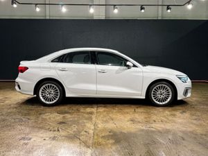 Audi A3 1.0 TFSI ADVANCED - 17'' FACTORY ALLOYS - - Image 3