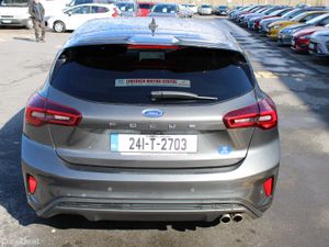 Ford Focus 2024 - Image 4