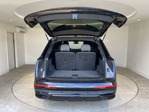 Audi Q7 2022 - Image 4