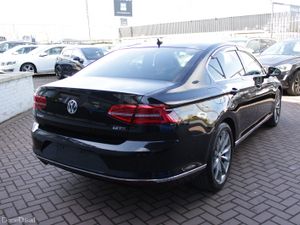 2018 VOLKSWAGEN PASSAT 2.0TDI 5DR SALOON AUTO - Image 4