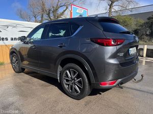 181 Mazda CX-5 2.2D 175PS 4WD AUTO Platinum - Image 4