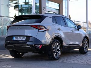 Kia Sportage Hybrid, High Spec - Image 4