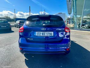 Ford Focus ST Line 1.5 Diesel - Image 4