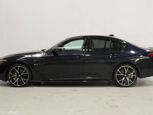 BMW 5-Series 2022 530E MSPORT PRO - Image 4
