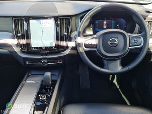 Volvo XC60 T6 Recharge AWD SUN ROOF - Image 4