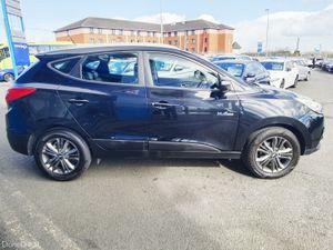 HYUNDAI IX35 1.7 DIESEL SE **HEATED SEATS** - Image 4