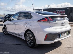 212 Ioniq EV Premium/SOH 100%/High spec/55k kms - Image 4