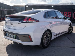 212 Ioniq EV Premium/SOH 100%/High spec/55k kms - Image 2