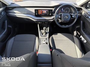 Skoda Octavia AMBITION 2.0 TDI 115HP 5DR - Image 2