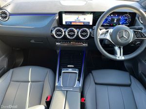 Mercedes-Benz EQA 250 + Sport Executive Electric C - Image 4