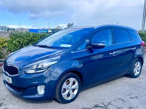 2015 Kia Carens  7 SEATER - Image 2