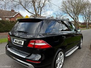 Mercedes ML 250 Bluetec 4Matic AMG Sport - Image 3