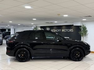Porsche Cayenne E-HYBRID PLATNIUM EDITION=LOW MILE - Image 2