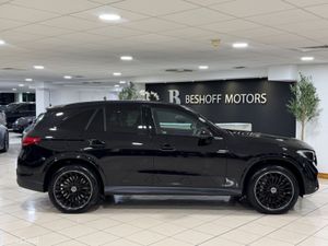 Mercedes-Benz GLC 300e 4MATIC URBAN EDITION=ONLY 6 - Image 2