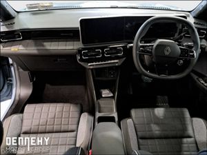 Renault 4 iconic 52kWh 150hp 'Finance from €123 p/ - Image 3