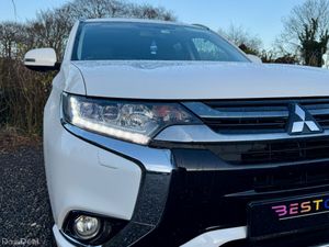 2015 Mitsubishi Outlander PHEV 2.0 MIVEC 4WD Auto - Image 3
