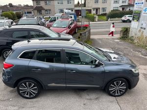 Renault Kadjar very low mileage - Image 2