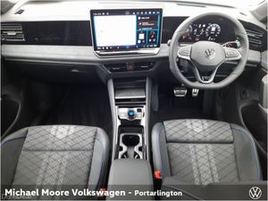 Volkswagen Tiguan RLINE75 2.0TDI 150HP DSG - Image 2