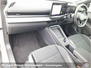 Volkswagen T-Roc NEW RLINE 1.5TSI 150HP MHEV - Image 4