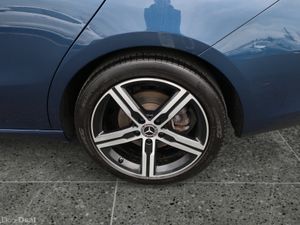 2022 MERCEDES BENZ CLA 200D PROGRESSIVE 4DR AUTO - Image 4