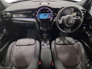Mini Cooper Electric Level 2 - Image 4