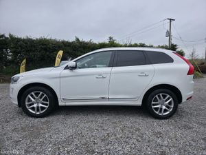 2017 Volvo XC60 - Image 2