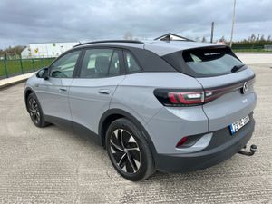 Volkswagen ID.4 PRO 128 KW LIFE 77KWH 174BHP 5DR - Image 2