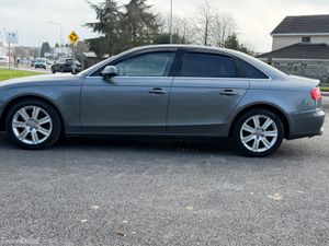ABSOLUTELY STUNNING 2012 AUDI A4 SE MODLE - Image 4