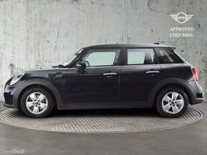 Mini Cooper 5-Door Cooper Classic - Image 3