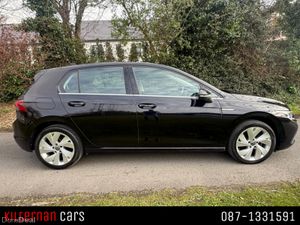 Volkswagen Golf 2.0 TDI STYLE 5DR - Image 2