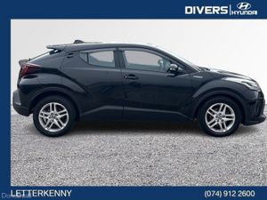 Toyota C-HR 1.8 Hybrid Luna Automatic - Image 3