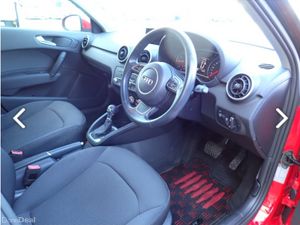 2015 Audi A1 1.4 Petrol Automatic 2 Tone color - Image 3