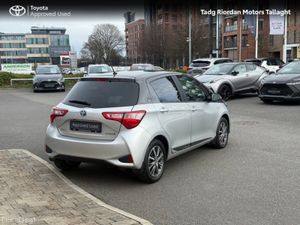 Toyota Yaris HYBRID Y20 - Image 2